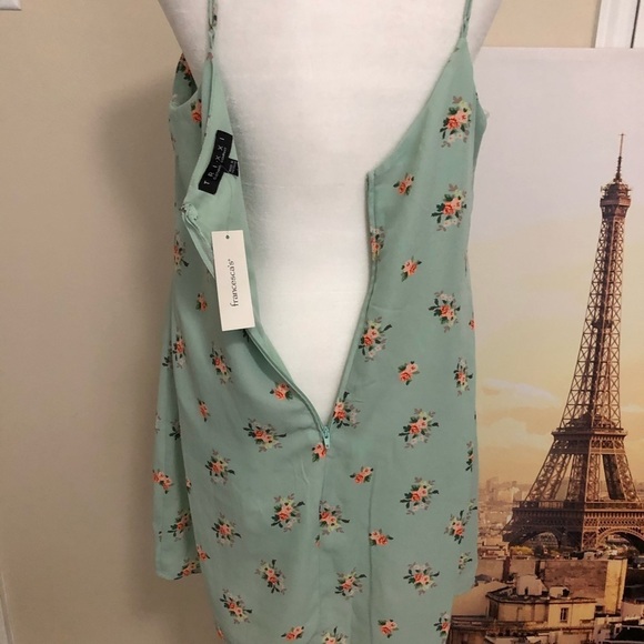 Trixxi Mini Scalloped Neckline Adjustable Straps - Picture 4 of 5